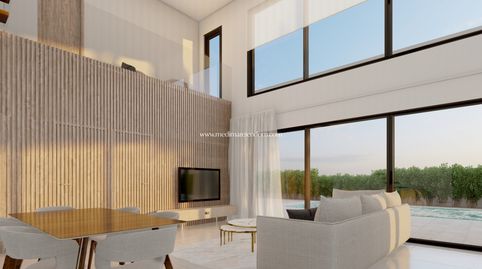 Moderna villa de 4 dormitorios en venta en Ciudad Quesada, una popular zona urbana en la parte sur de la Costa Blanca. La casa est, imatge 2