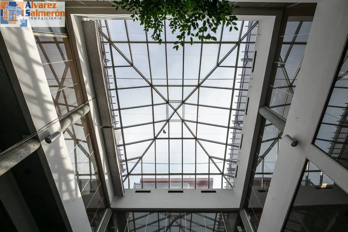 Gebäude zum Verkauf in Calle FERNANDO DE LOS RIOS, Poniente