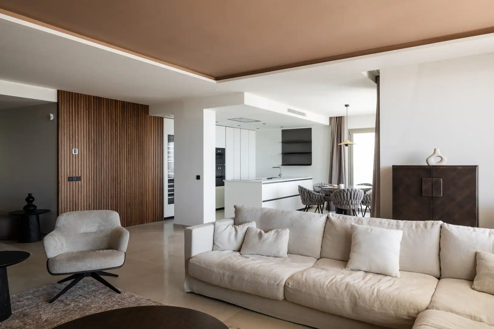 Appartement compact avec terrasse à vendre à Nueva Andalucía, imagen 3