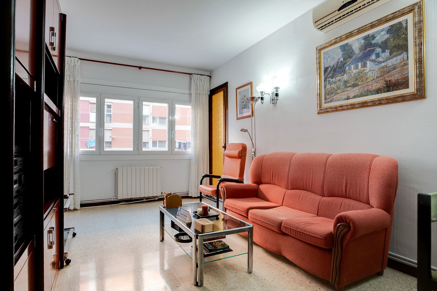 Living room of Flat for sale in  Barcelona Capital  with Heating and Balcony