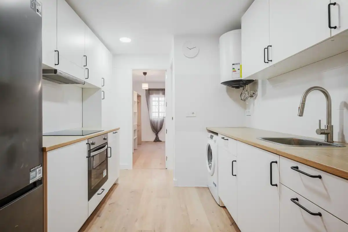 Cocina de Piso en venta en Sevilla con Calefacción y Amueblado