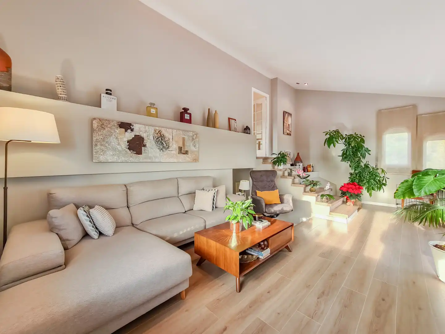 Sala de estar de Casa o chalet en venta en Alella con Calefacción, Jardín privado y Terraza