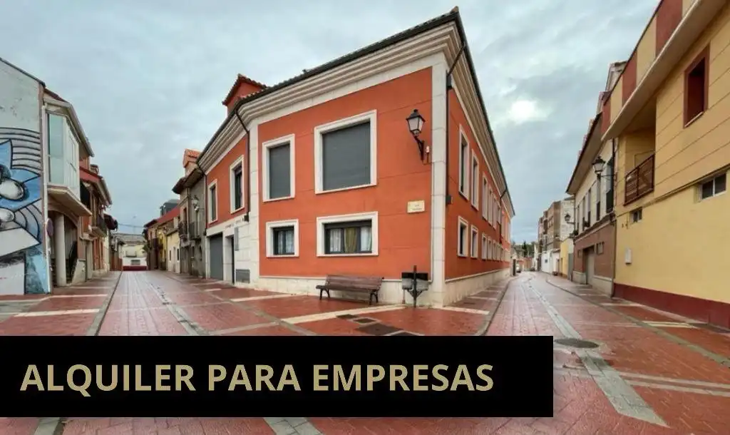 Außenansicht von Wohnung zur Miete in Tudela de Duero mit Heizung, Möbliert und Ofen