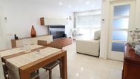 Living room of Flat for sale in  Barcelona Capital  with Air Conditioner, Oven and Microwave