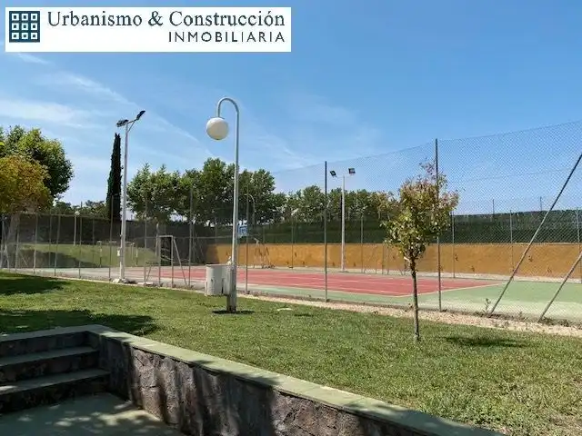 Adossat amb terrassa en venda a Ciudad Jardín, imagen 6
