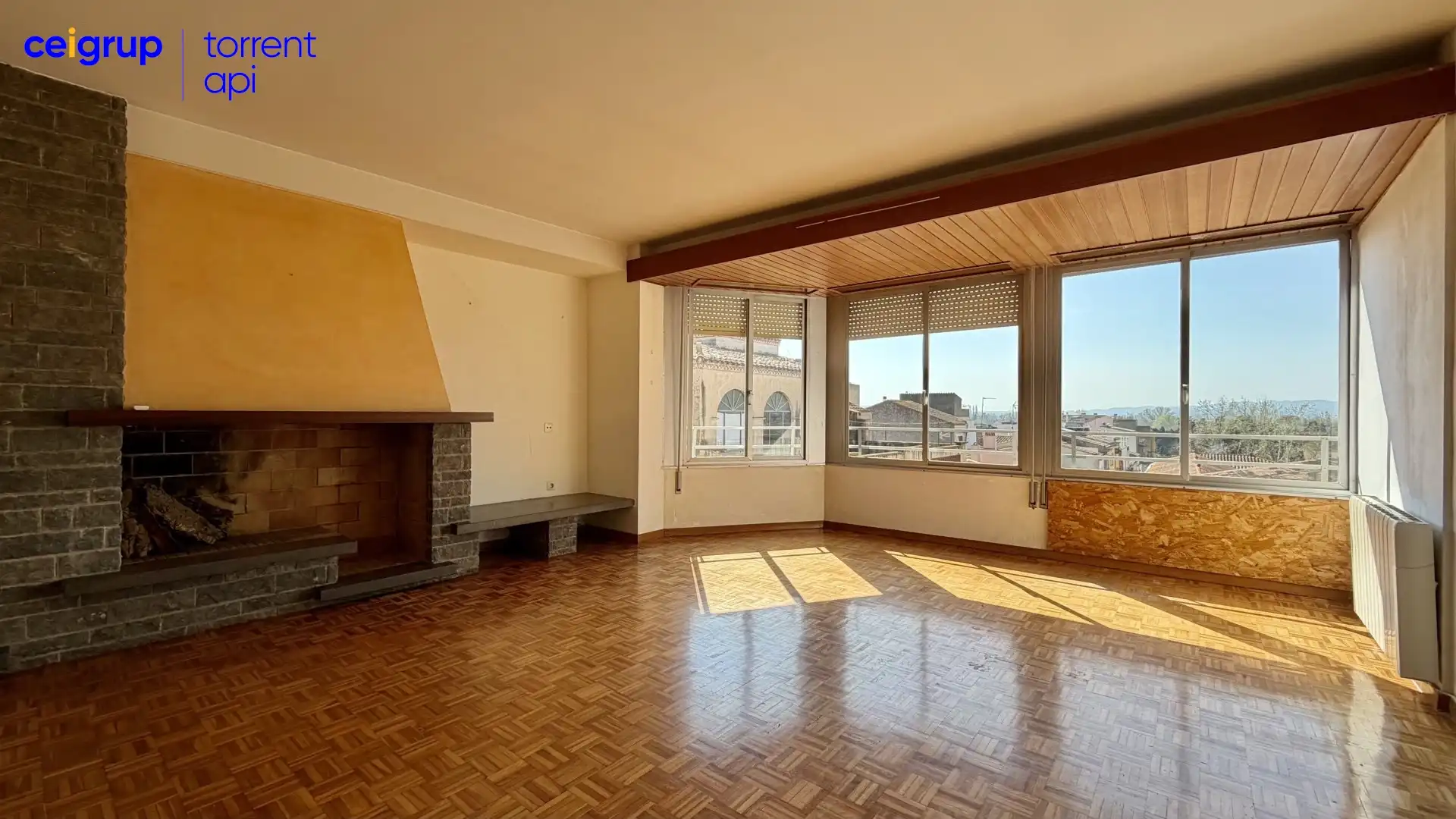 Sala de estar de Piso en venta en Torroella de Montgrí con Aire acondicionado y Calefacción