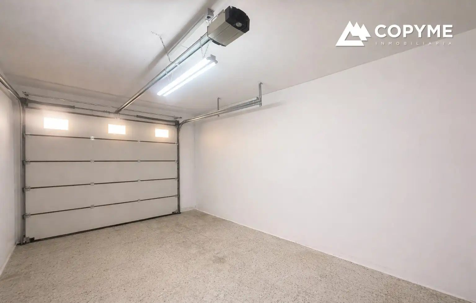 Casa adosada en venta en Santa Olalla con Aire acondicionado, Calefacción y Jardín privado