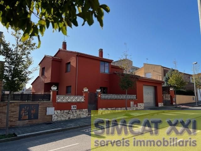Vista exterior de Casa o xalet en venda en Vilafant amb Terrassa