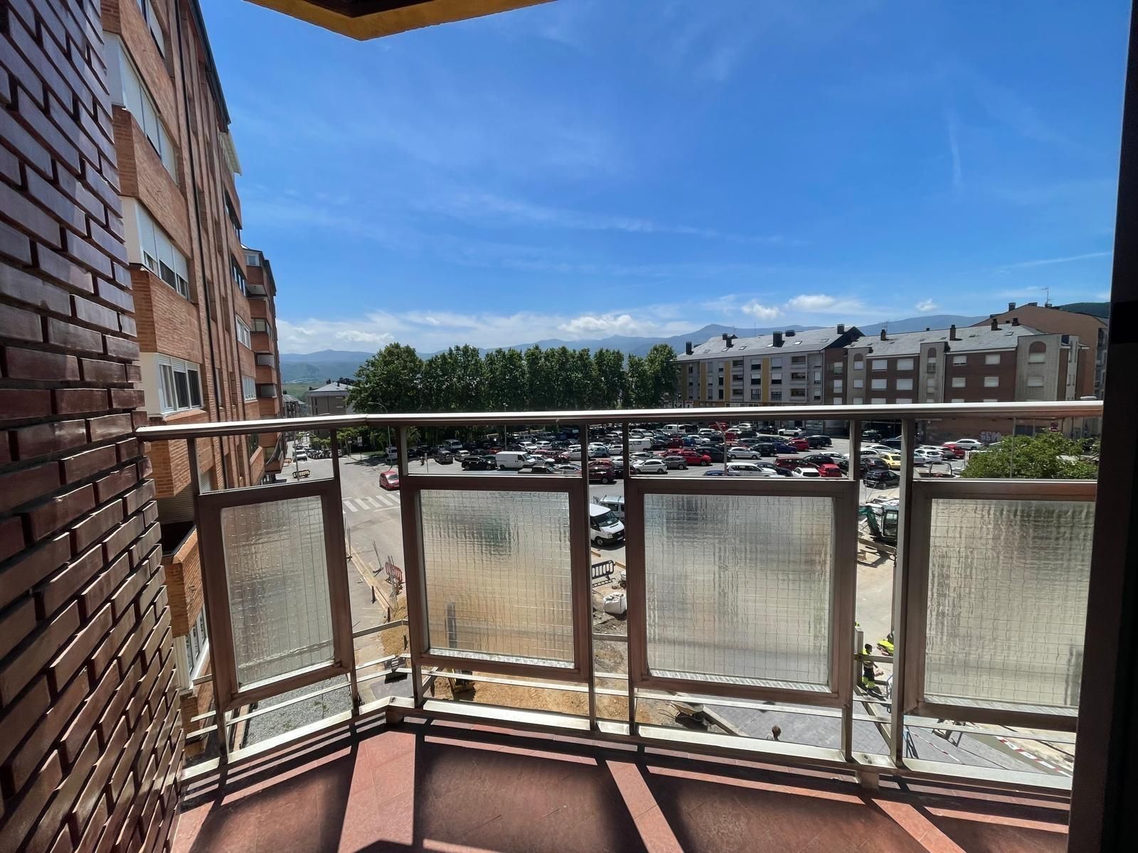 Exterior view of Flat to rent in Ponferrada  with Heating, Terrace and Balcony