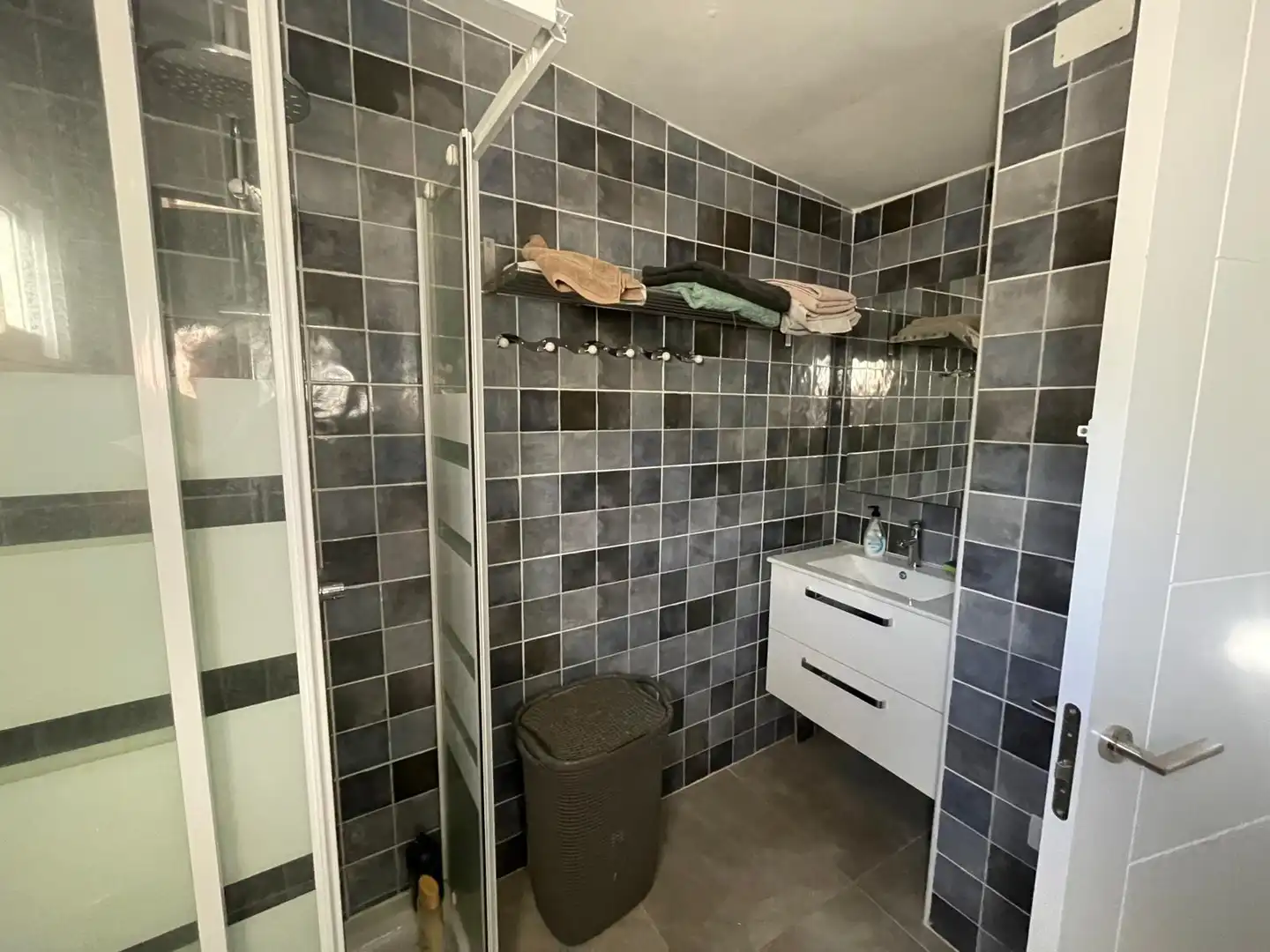 Bathroom of Houses for sale in Alhaurín El Grande  with Air Conditioner, Private garden and Terrace