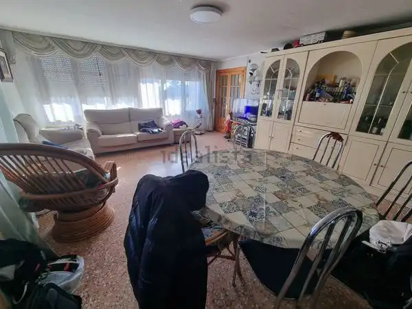 Sala d'estar de Casa o xalet en venda en Zaragoza amb Aire condicionat, Calefacció i Jardí privat