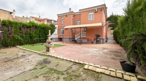 Foto 2 de Casa o chalet en venta en Calle del Profesor Tierno Galván, Santa Fe, Granada