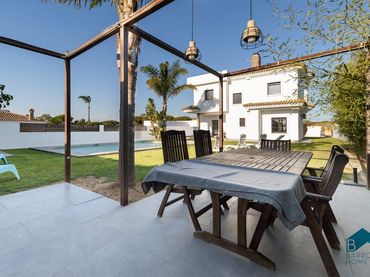 Casa amb piscina de lloguer a Las Lagunas - Campano