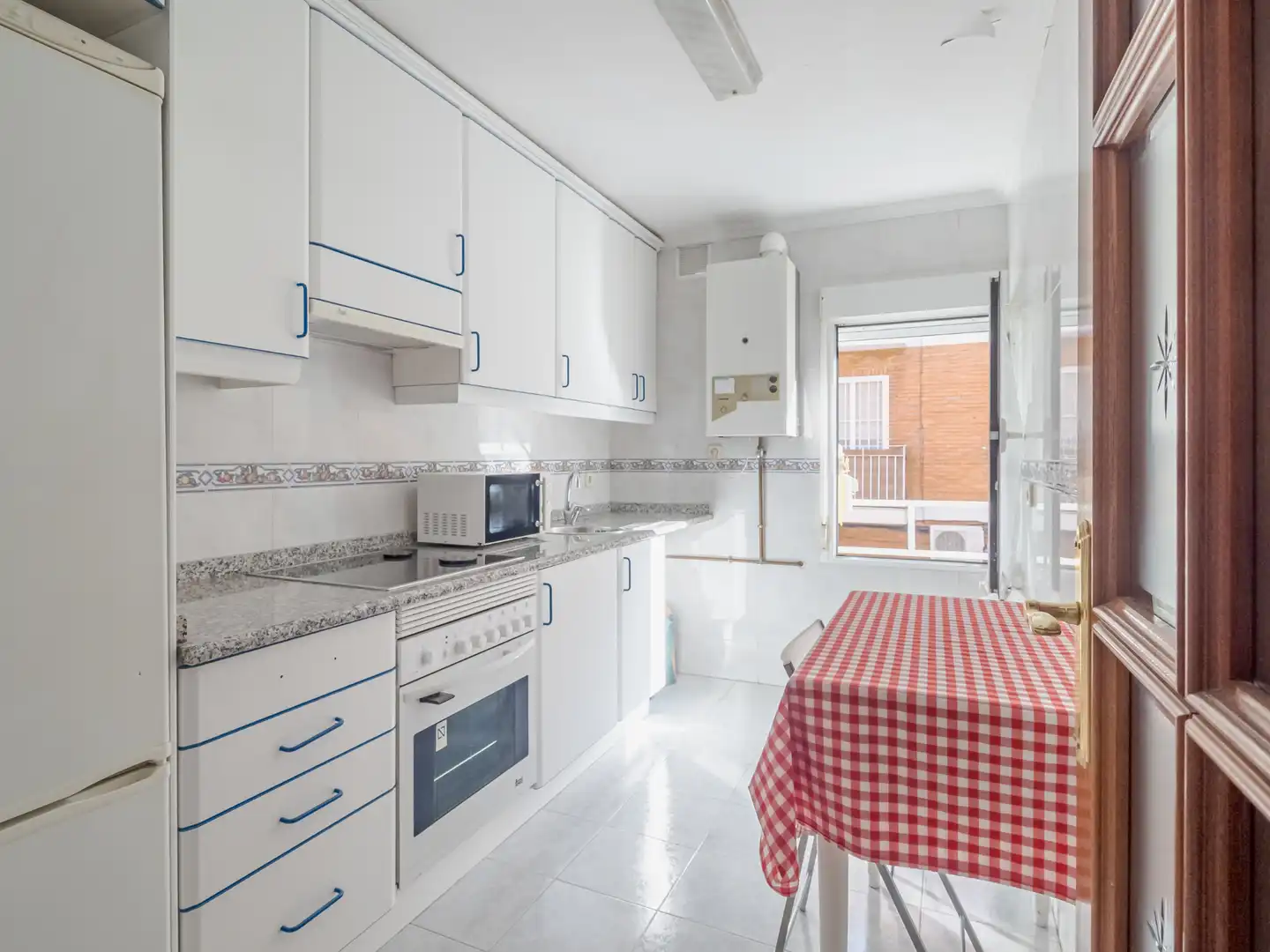 Kitchen of Flat for sale in Madrid  with Heating
