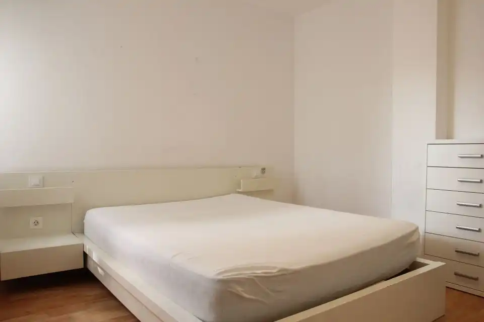Schlafzimmer von Wohnung zur Miete in Huesca mit Heizung
