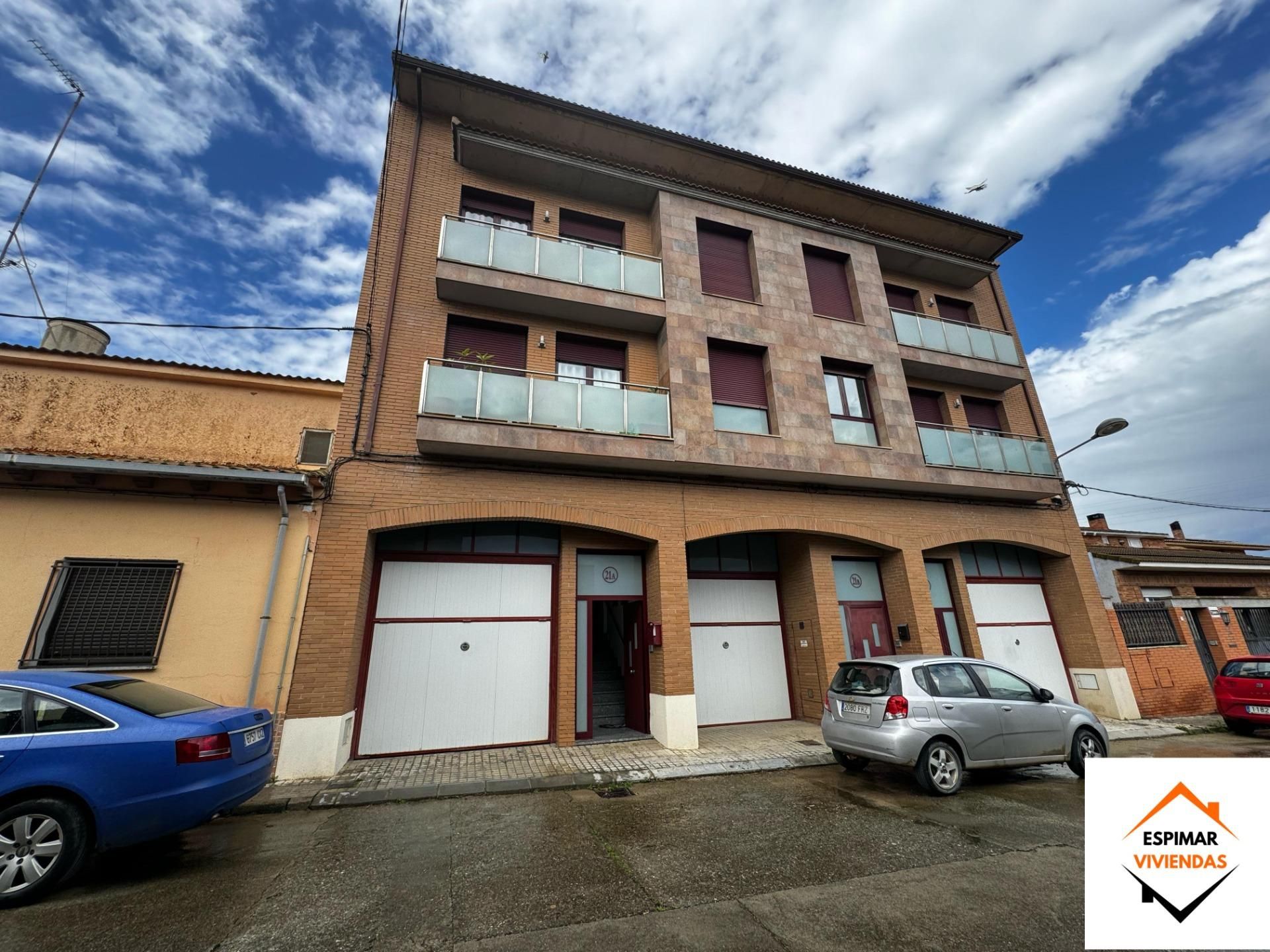 Exterior view of Single-family semi-detached for sale in Binéfar  with Heating and Storage room