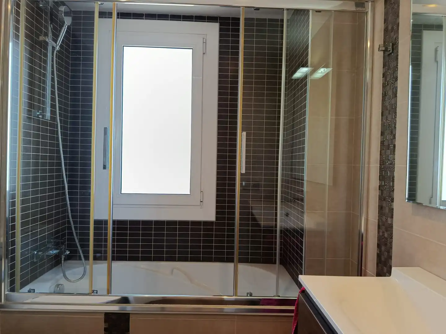 Baño de Piso en venta en Badalona con Aire acondicionado, Calefacción y Parquet