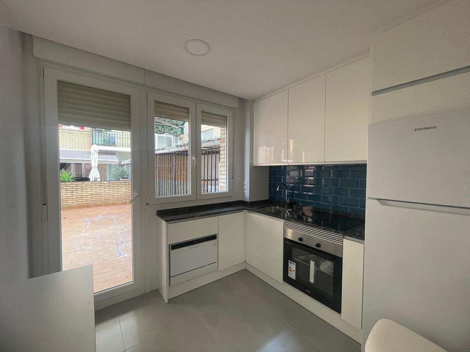 Kitchen of Flat to rent in  Logroño  with Heating, Parquet flooring and Terrace
