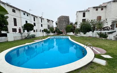 Piscina de Casa adosada en venda en Torredembarra amb Aire condicionat, Terrassa i Balcó