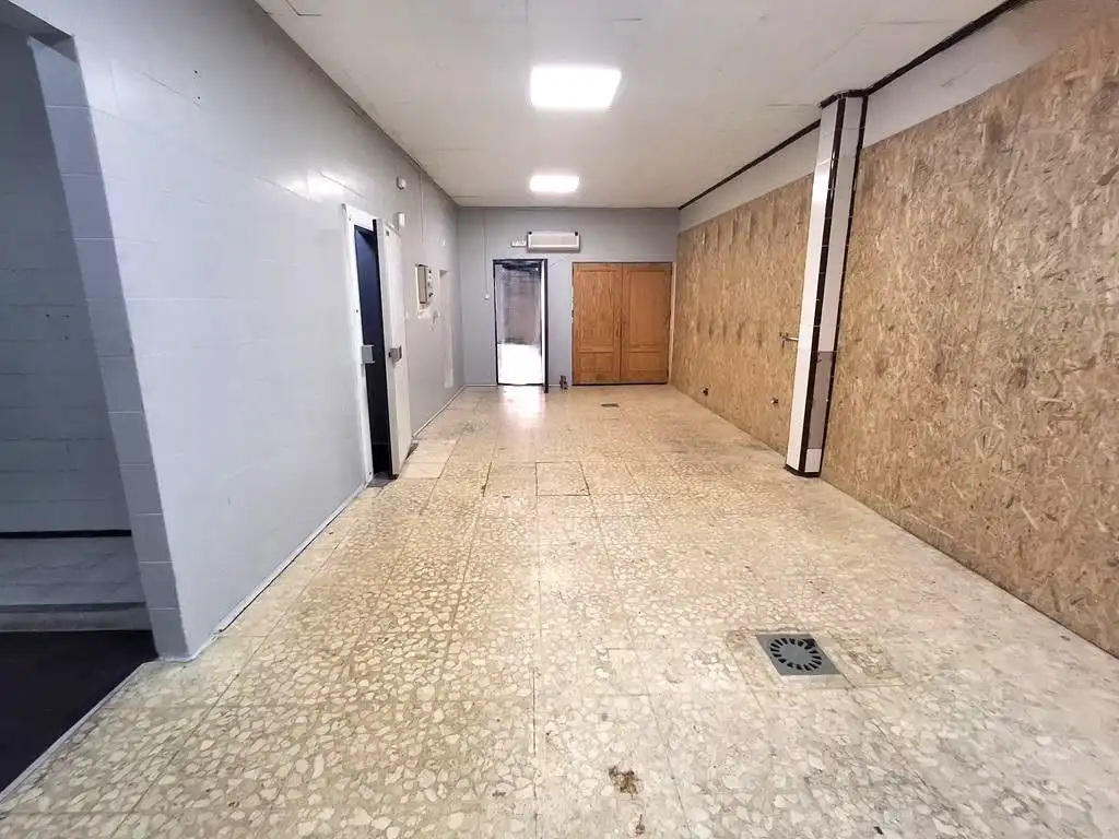 Commercial properties for rent in La Roda  with Air Conditioner