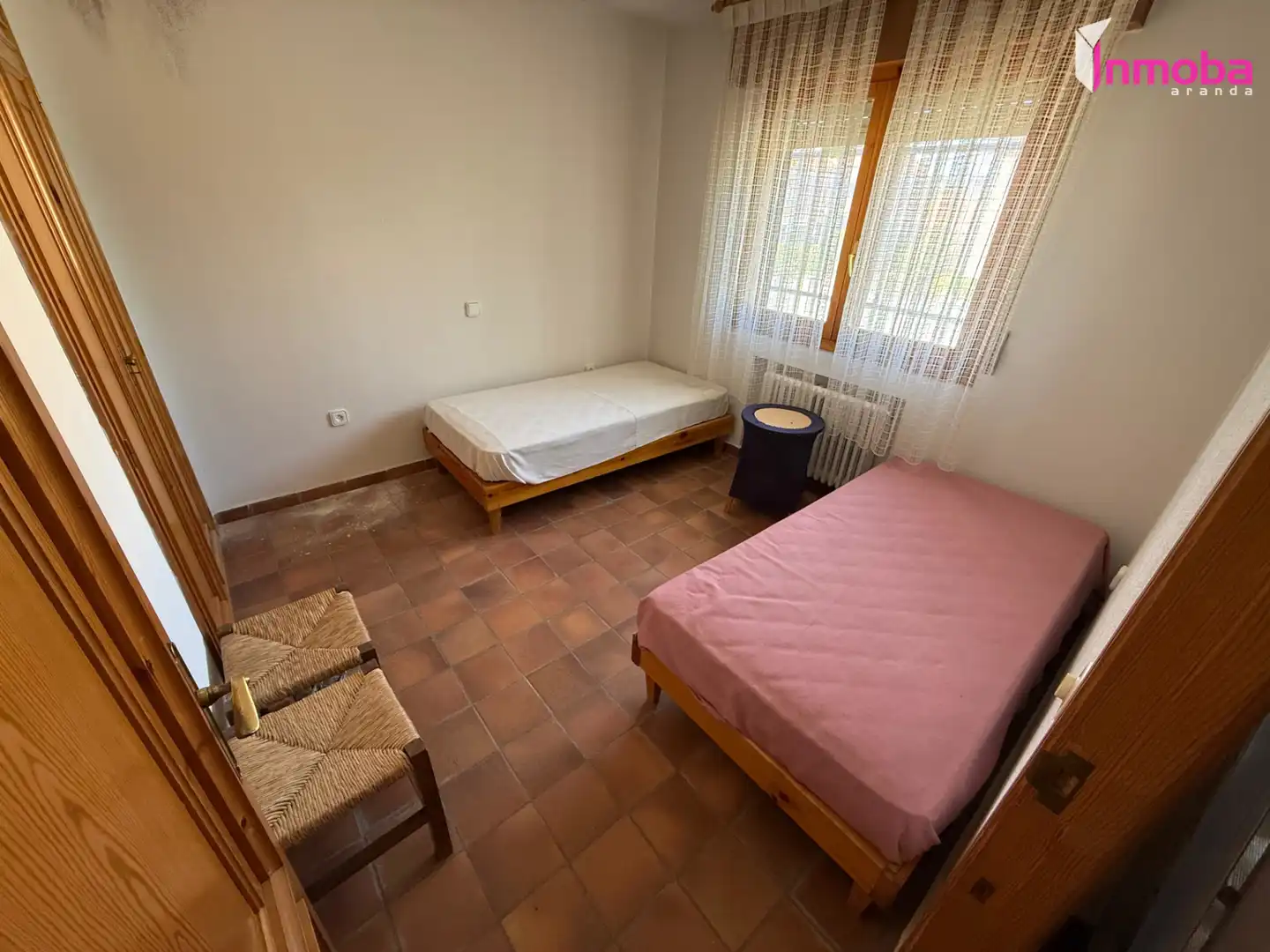 Dormitori de Casa o xalet en venda en Fuentespina amb Calefacció, Jardí privat i Terrassa