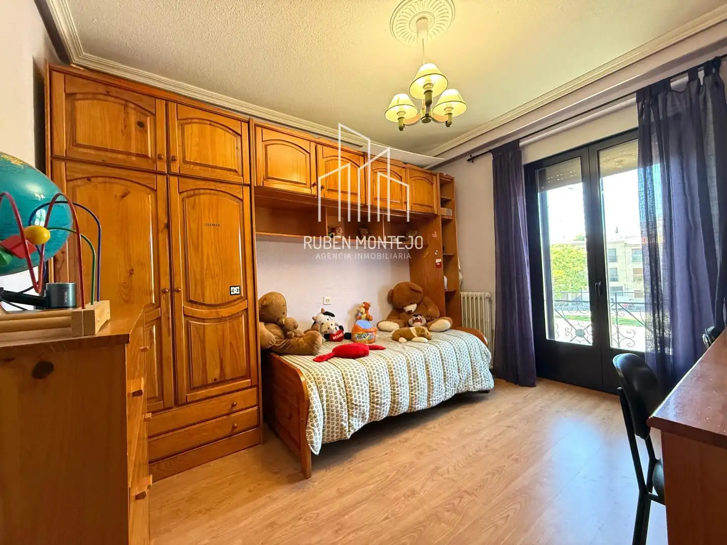 Schlafzimmer von Einfamilien-Reihenhaus zur Miete in Salamanca mit Heizung, Terrasse und Abstellraum