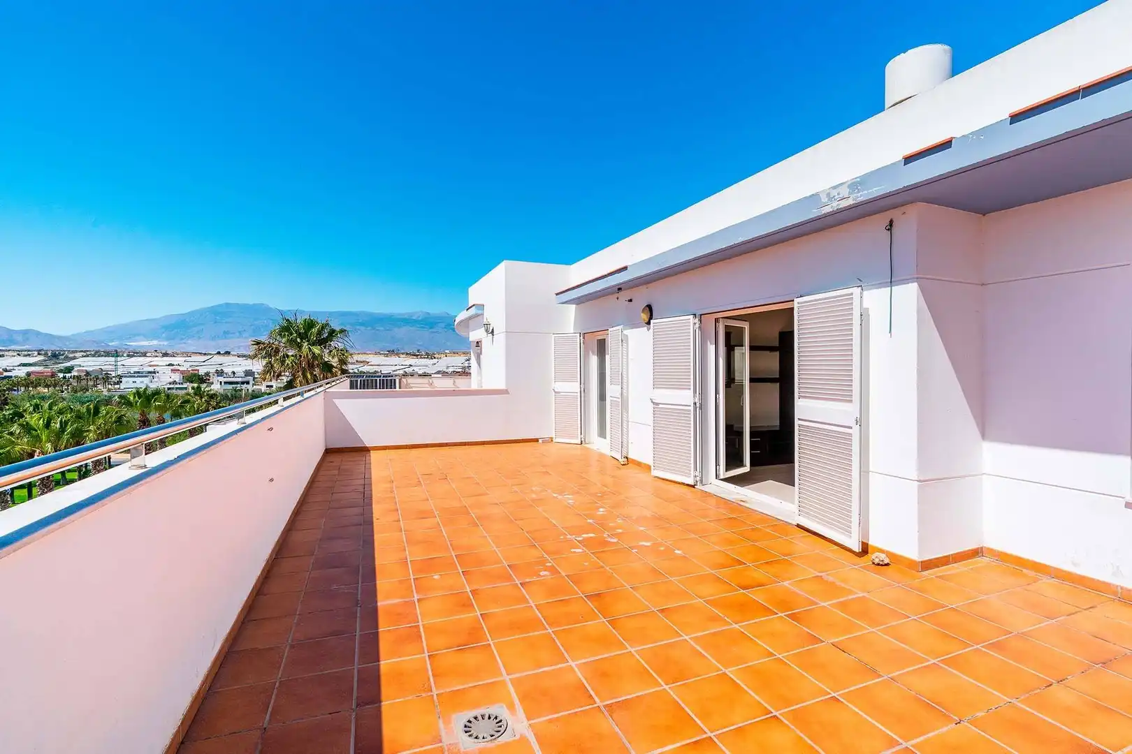 Terrassa de Àtic en venda en El Ejido amb Terrassa i Piscina comunitària