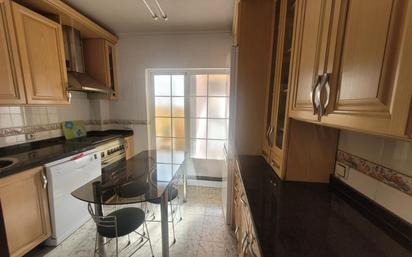 Kitchen of Flat for sale in Salamanca Capital  with Terrace