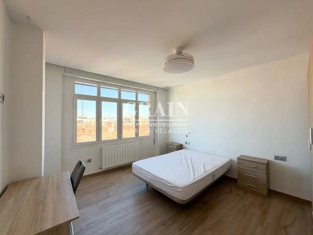 Piso con terraza en venta en Ensanche - Franciscanos, imagen 11