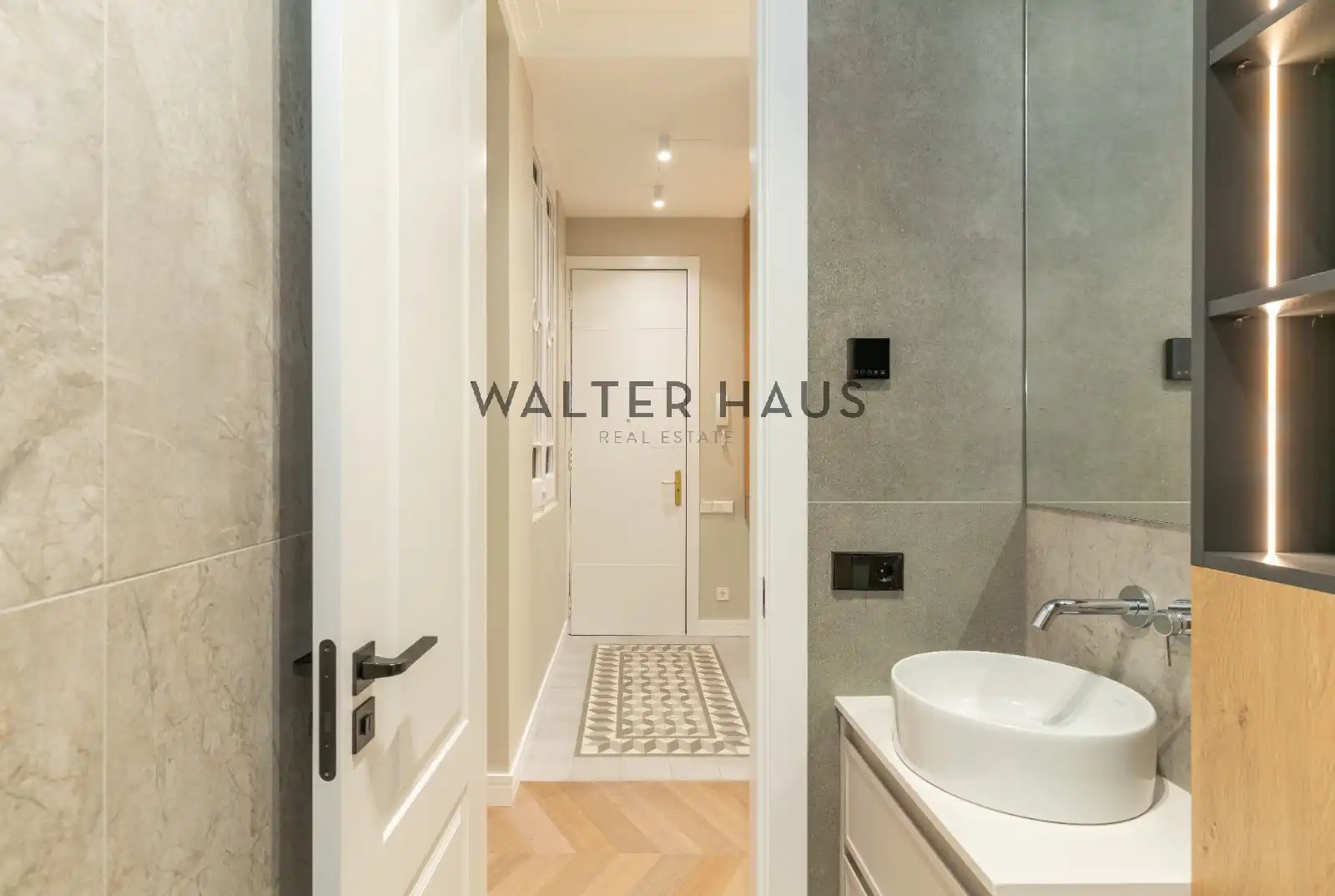 Appartement avec terrasse à vendre à Carrer de València, imagen 27