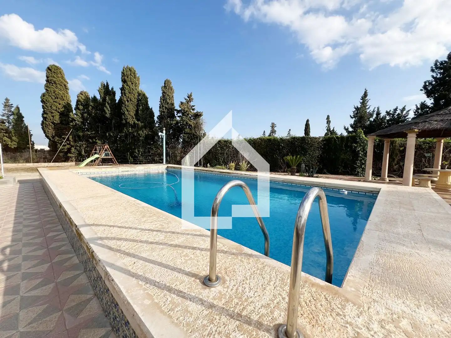 Piscina de Casa o chalet en venta en San Vicente del Raspeig / Sant Vicent del Raspeig con Jardín privado, Terraza y Trastero