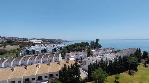 Foto 3 de Piso en venta en Urbanizacion Playa de Guadalobon, 44, Guadalobón, Estepona