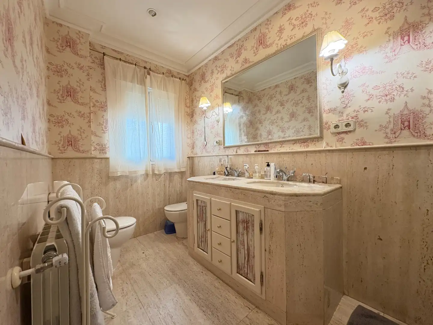 Badezimmer von Wohnung zum Verkauf in Badajoz mit Klimaanlage, Heizung und Terrasse