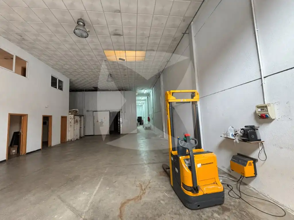 Industrial building to rent in Calle Nevero Diecinueve, imagen 21