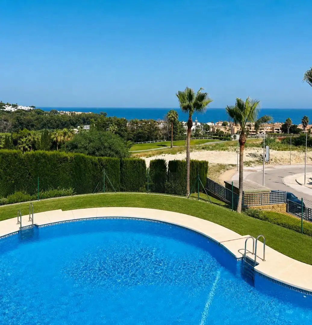 Piscina de Piso en venta en Casares con Aire acondicionado, Terraza y Trastero