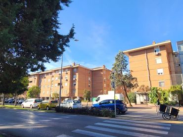 Wohnung mit Aufzug zum Verkauf in Reyes Católicos