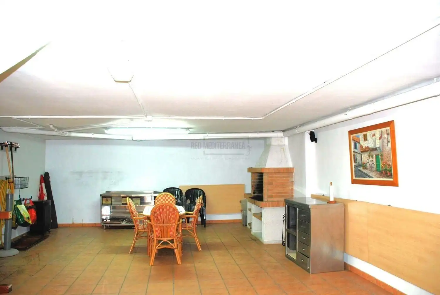 Einfamilien-Reihenhaus zum Verkauf in Gandia mit Klimaanlage, Terrasse und Abstellraum