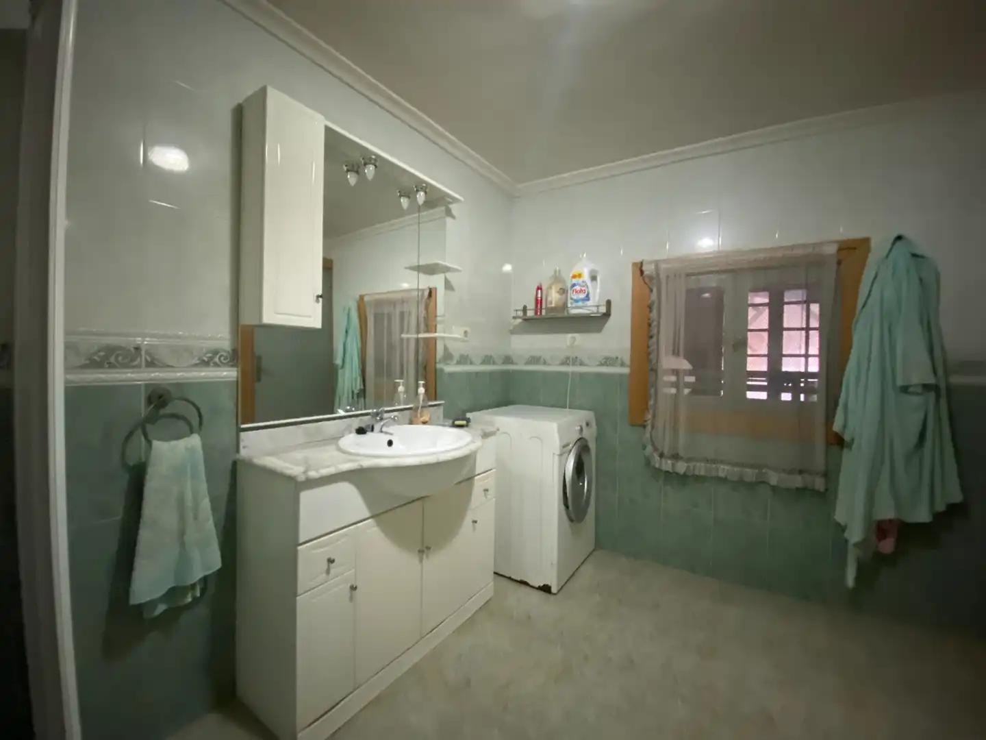 Baño de Casa o chalet en venta en Baltanás con Calefacción, Trastero y Amueblado
