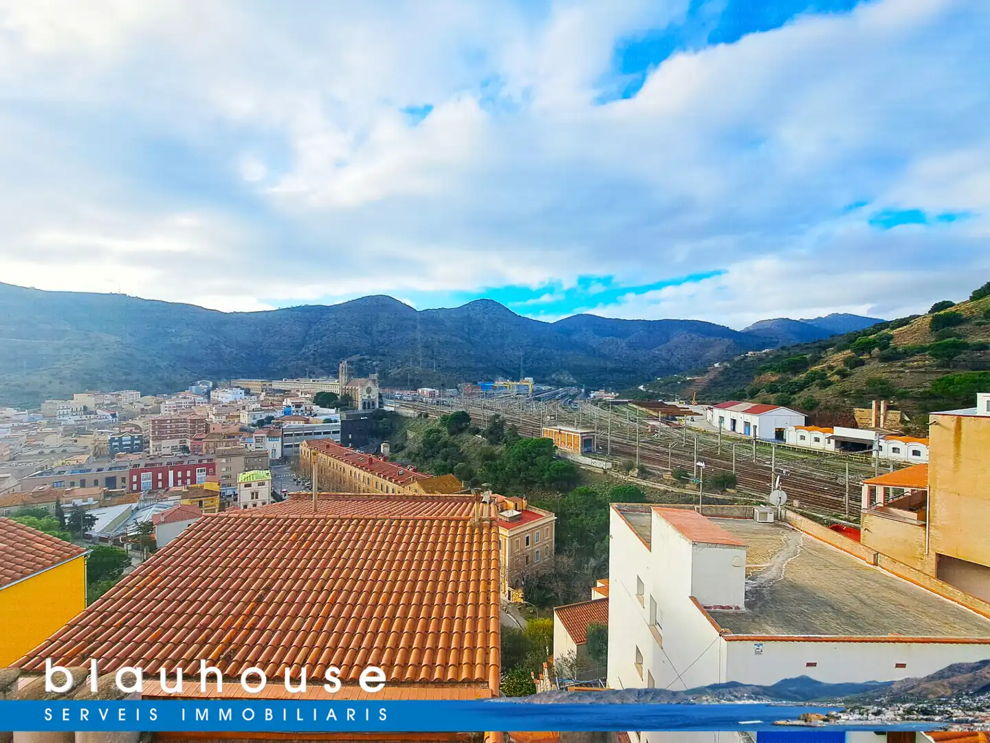 Vista exterior de Casa o chalet en venta en Portbou con Calefacción, Terraza y Trastero