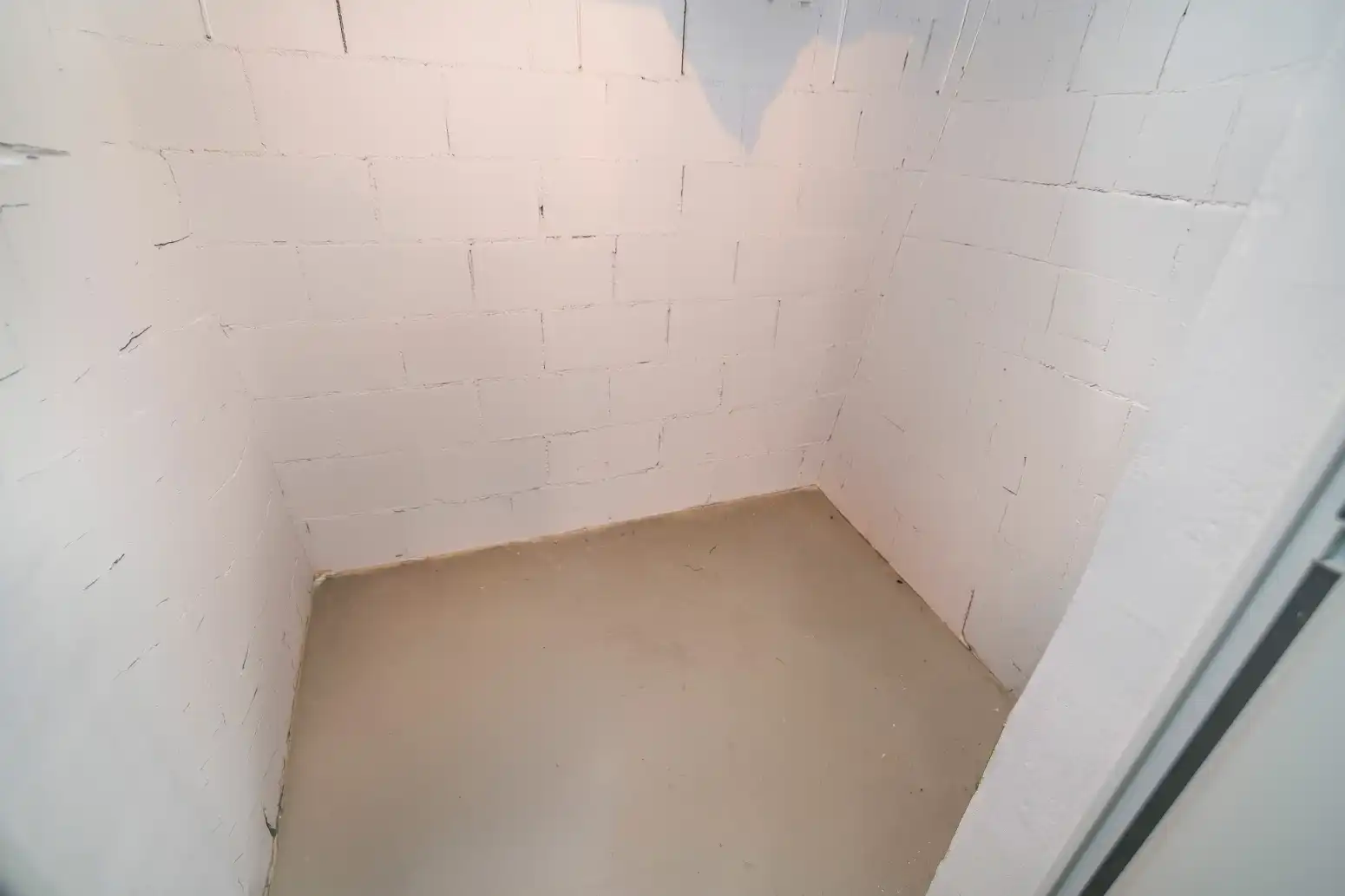 Flat for sale in Cornellà de Llobregat  with Air Conditioner, Heating and Storage room