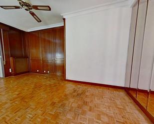 Bedroom of Flat to rent in  Madrid Capital  with Air Conditioner, Heating and Terrace