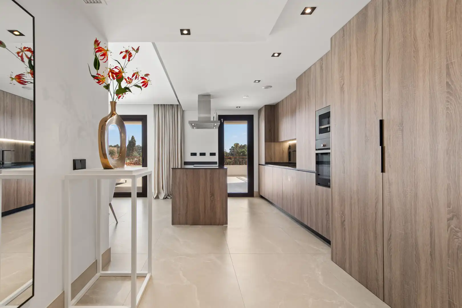 Cocina de Apartamento en venta en Istán con Aire acondicionado, Terraza y Piscina