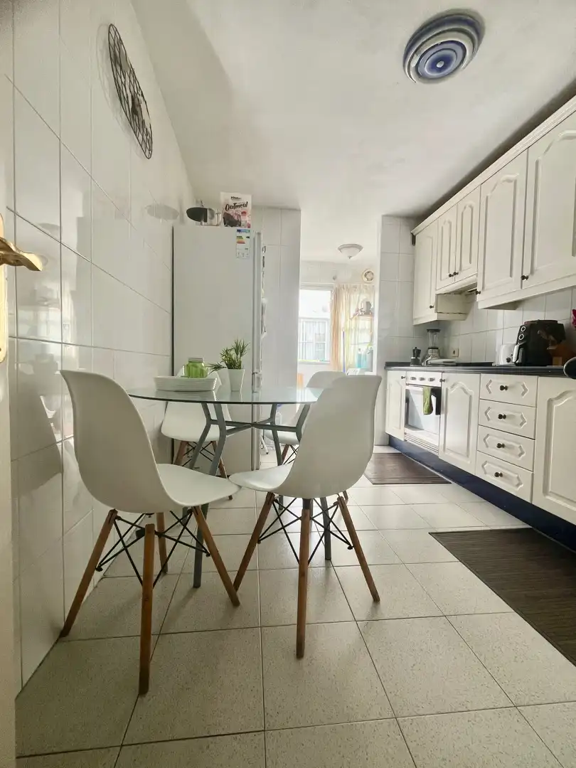Cuina de Apartament en venda en Granadilla de Abona amb Moblat, Forn i Rentadora