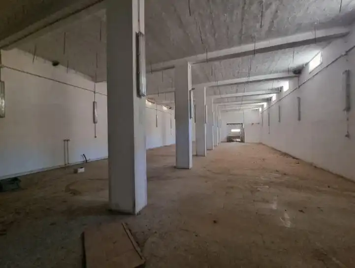 Nau industrial en venda en Torvizcón
