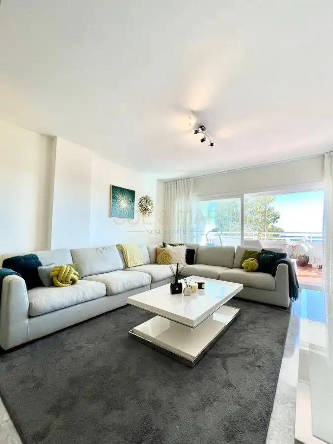 Sala d'estar de Pis en venda en Benalmádena amb Aire condicionat, Calefacció i Terrassa