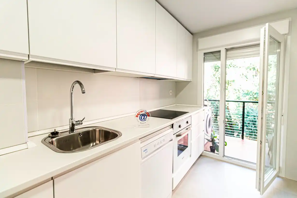 Kitchen of Flat for sale in Madrid  with Air Conditioner, Heating and Terrace