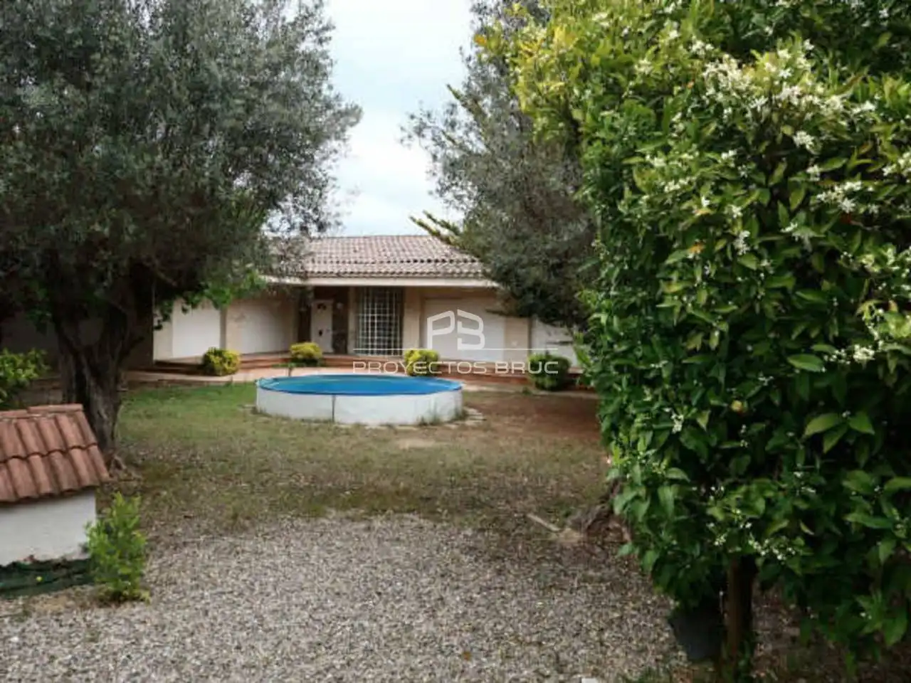 Villa con giardino in vendita a Sant Esteve Sesrovires