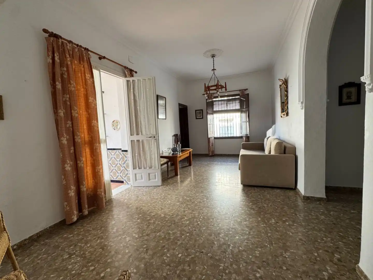 Sala d'estar de Finca rústica en venda en Olivares amb Traster i Balcó