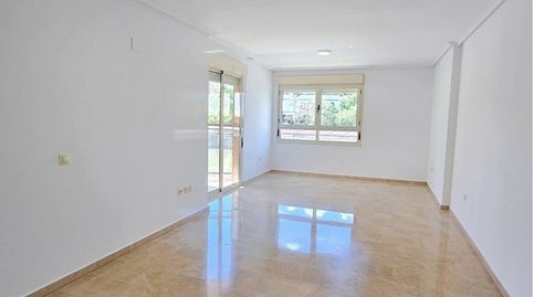 Foto 2 de Piso de alquiler en Sant Llorenç - Zona Alfahuir, Valencia Capital
