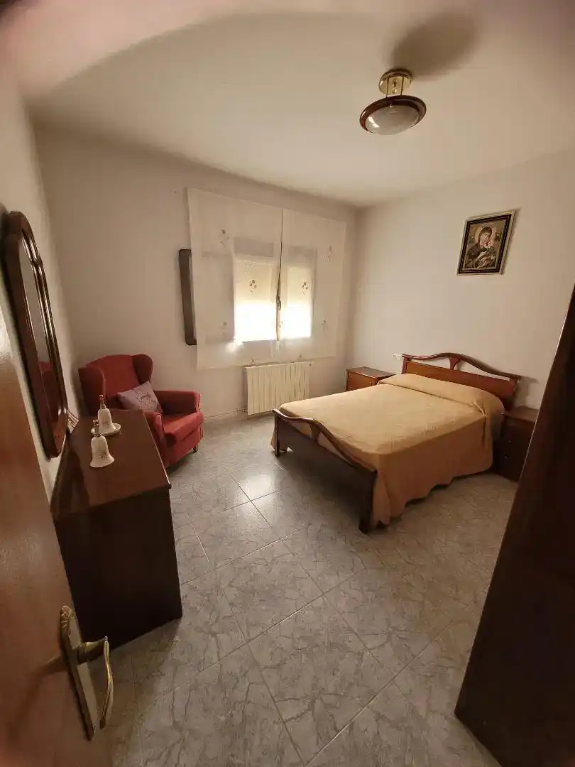 Dormitori de Casa adosada en venda en Gascueña